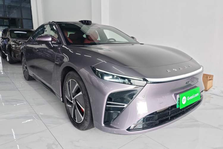 Used EXEED Star Era ES 2025 Extended-Range Max Urban Assisted Driving Front Right 45 Deg