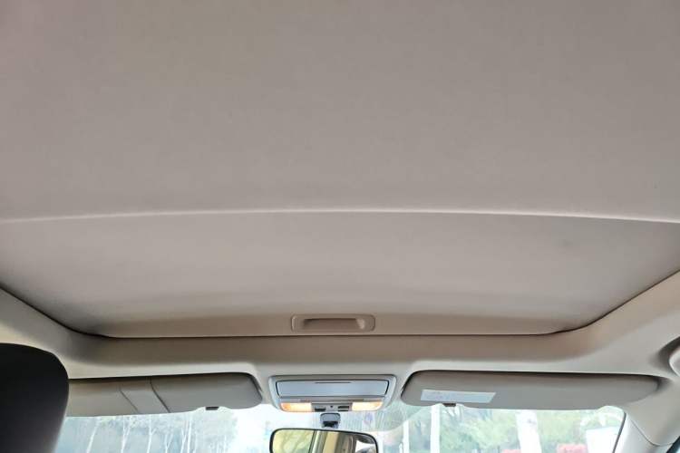 Used Honda CR-V 2017 240TURBO CVT 2WD Comfort Version Headliner