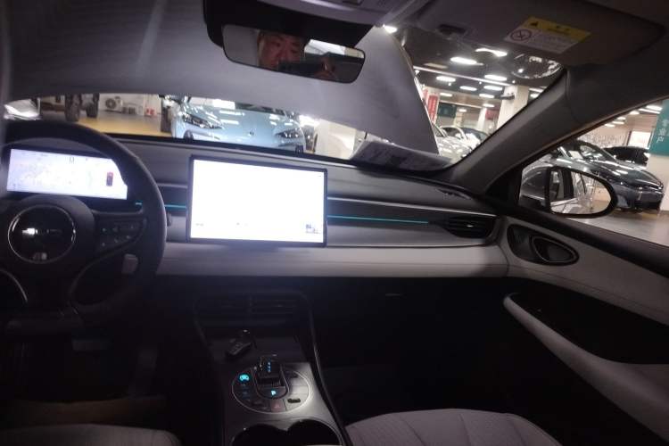 Used BYD Seal 05 DM-i 2025 DM-i Intelligent Drive 120KM Flagship Model
