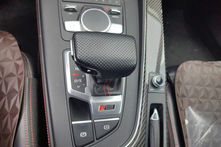 Used Audi RS 4 2019 RS 4 2.9T Avant Gear Lever