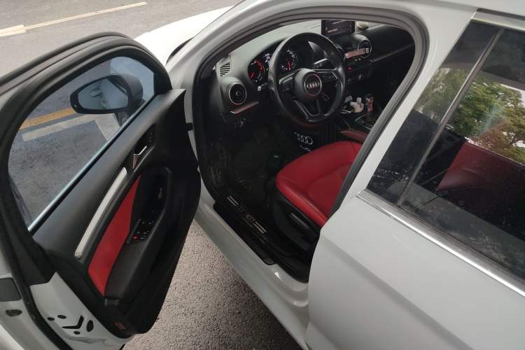 Used Audi A3 2018 30th Anniversary Edition Limousine 35 TFSI Ambition Model Driver Seat