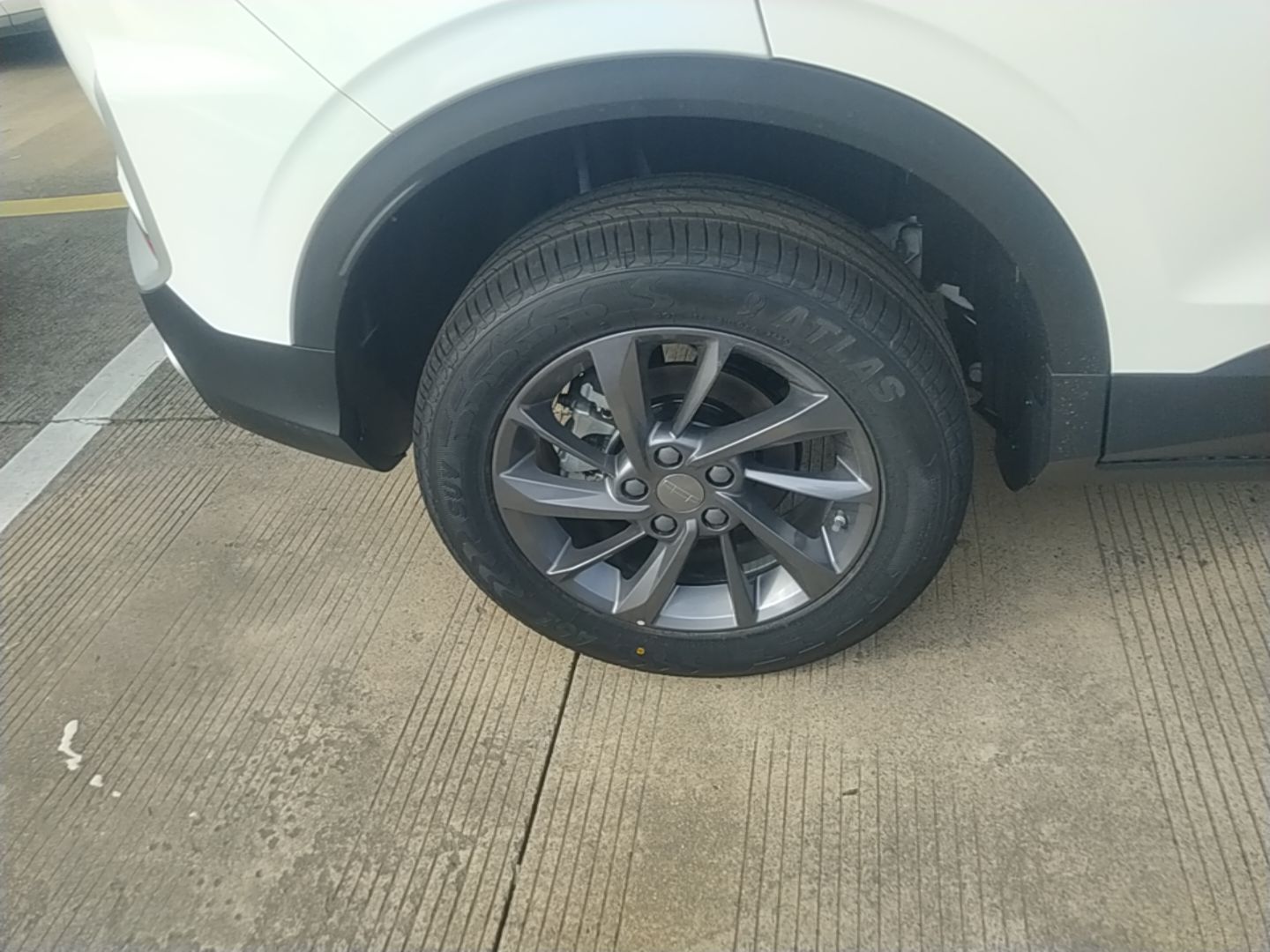 Geely Auto Coolray 2025 Bin Yue L 1.5TD DCT Beyond Edition — снимка 11