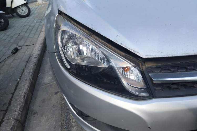 Used JAC Group iEV 2015 iEV4 Luxury Smart Model
