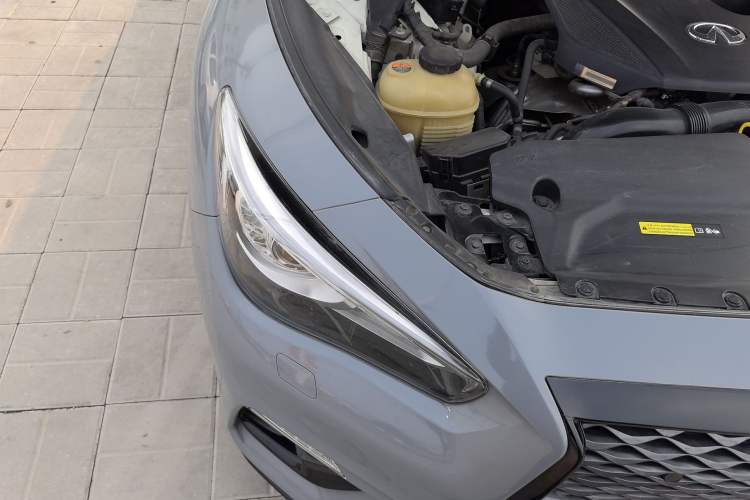 Used Infiniti Q50L 2018 2.0T Enjoyment Version China VI Standard
