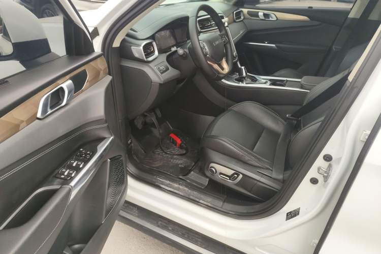 Used Lynk & Co 01 2017 2.0T Two-Wheel Drive Pro Edition
