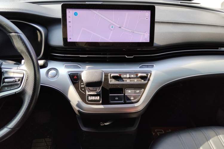 Used Roewe iMAX8 2021 400TGI Supreme Series Lu Zun Edition