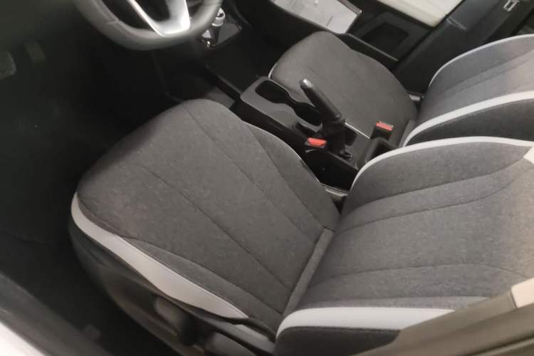 Used Geometry E Firefly 2024 301km Flowing Light