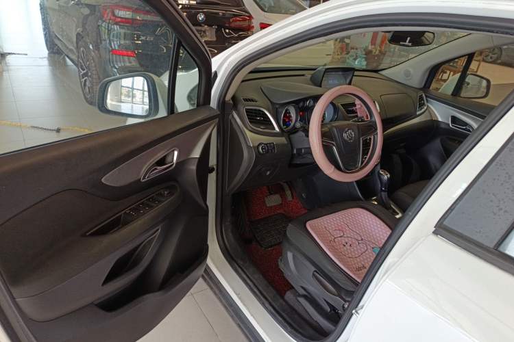 Used Buick Encore 2015 1.4T Automatic Two-Wheel Drive Urban Elite Version