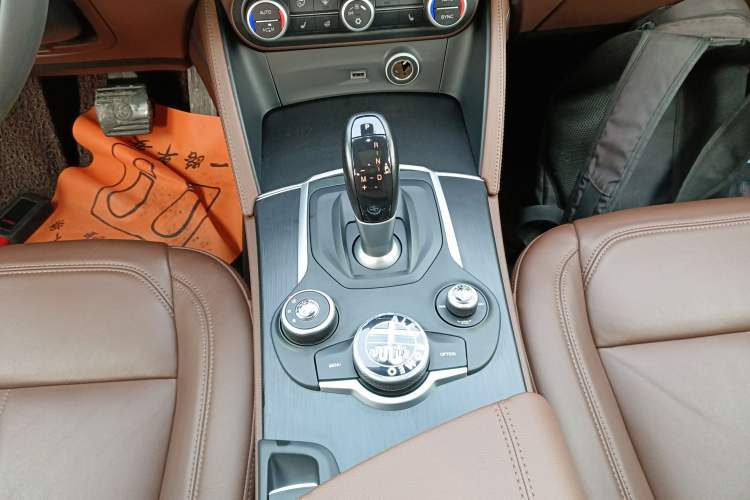 Used Alfa Romeo Stelvio 2017 2.0T 200HP Luxury Edition