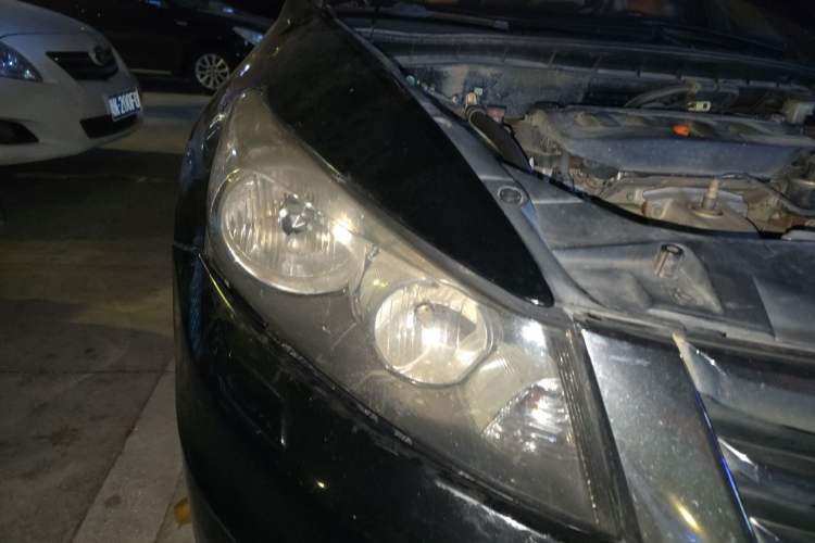 Used Honda Accord 2012 2.0L SE Right Front Headlight