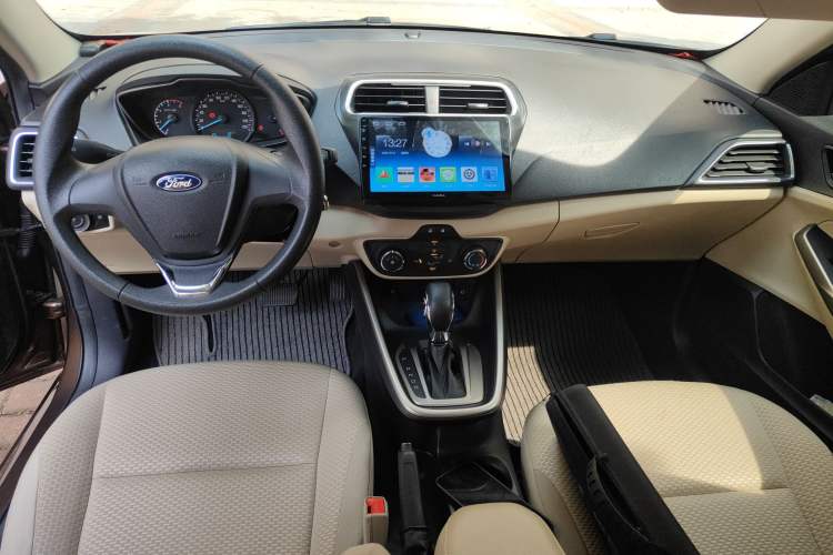 Used Ford Escort 2015 1.5L Automatic Comfort Edition
