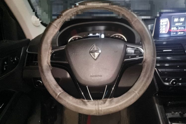Used BORGWARD BX5 2017 20TGDI Automatic Two-Wheel Drive Pioneer Edition Steering Wheel