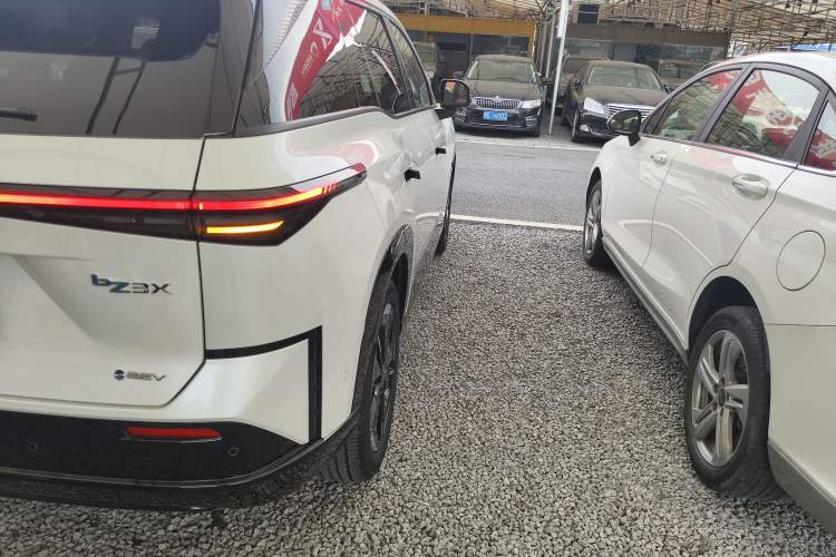 Used Toyota BZ 3X 2025 520 Pro+ LiDAR Edition Right Rear Taillight