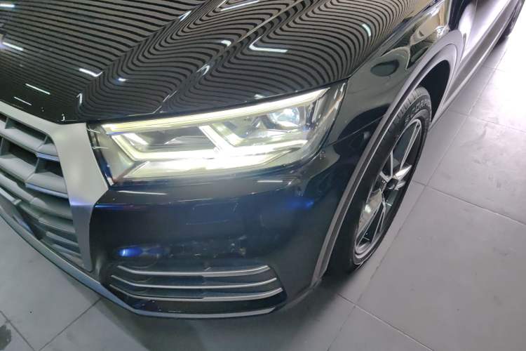 Used Audi Q5L 2020 Updated 40 TFSI Prestige Fashion Edition Left Front Headlight