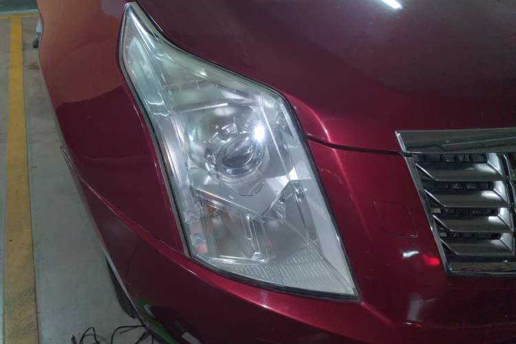Used Cadillac SRX 2013 3.0L Luxury Model Right Front Headlight