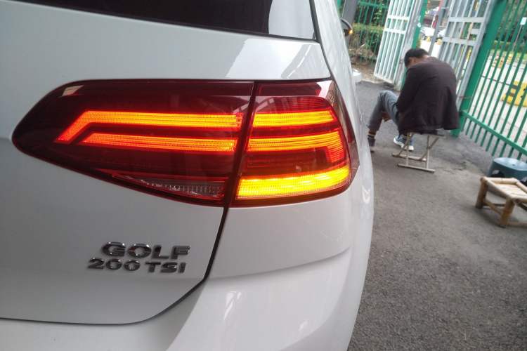 Used Volkswagen Golf 2020 200TSI DSG Comfortable and Ambitious Edition