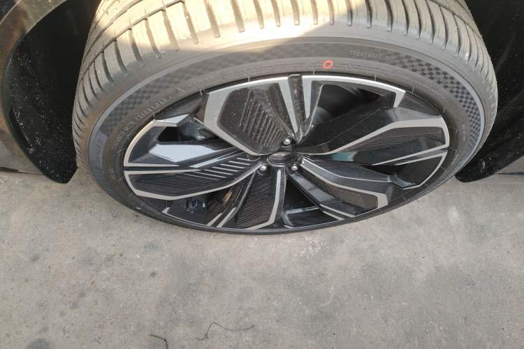 Used Mazda EZ-60 2025 Model Pure Electric 600 Max
