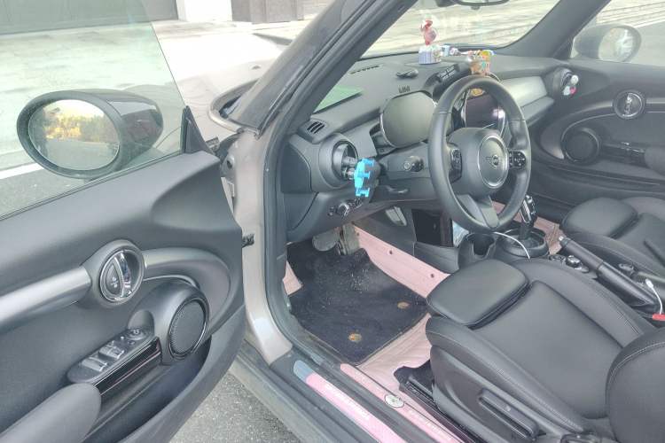 Used MINI MINI 2022 1.5T COOPER CABRIO Black Badge Special Edition