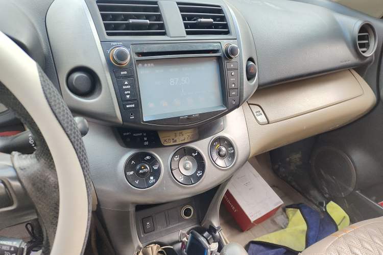 Used Toyota RAV4 2013 Special Edition 2.0L Automatic Elite