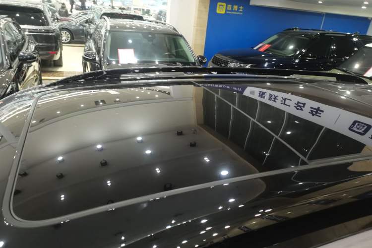 Used Volkswagen Teramont 2025 Tiguan Pro 450TSI Four-Wheel Drive Summit Edition
