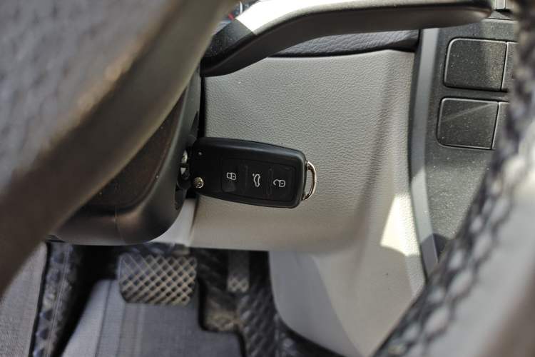 Used Volkswagen Multivan 2012 2.0 TSI Two-Wheel Drive Business Edition
