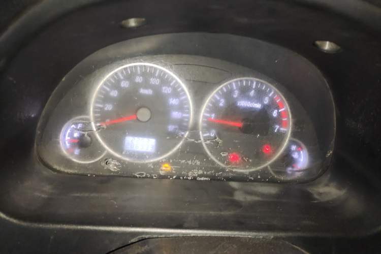 Used Dongfeng Xiaokang C37 2015 1.5L Standard II DK15-06 Instrument Cluster