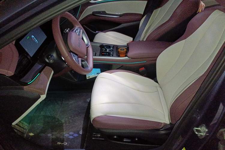 Used BYD Seal 07 DM-i 2025 Intelligent Driving Version DM-i 1.5L 125 km Luxury Edition
