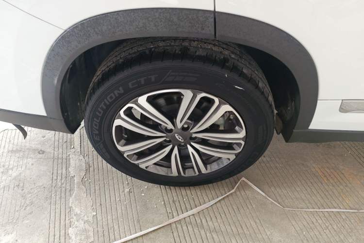 Used Chery Tiggo 8 2020 Facelifted Version 290TGDI Automatic Elite Edition Right Rear Wheel Hub