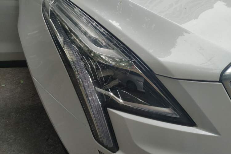 Used Cadillac XT5 2022 2.0T Four-Wheel Drive Luxury Version (Hummingbird Edition)
