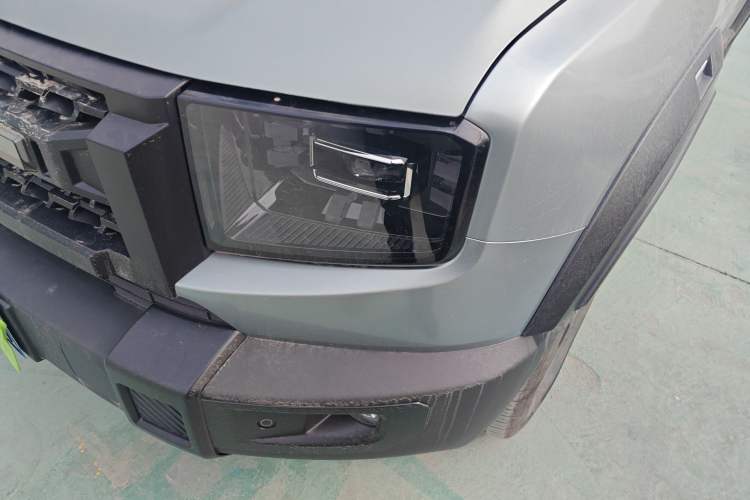 Used JETOUR Freelander 2025 2.0TD Automatic XWD Conqueror Left Front Headlight