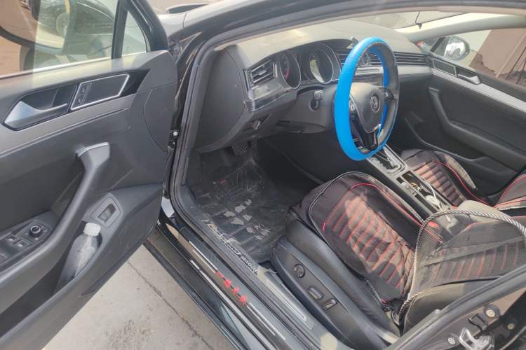 Used Volkswagen Magotan 2019 330TSI DSG Leading Edition China V Standard