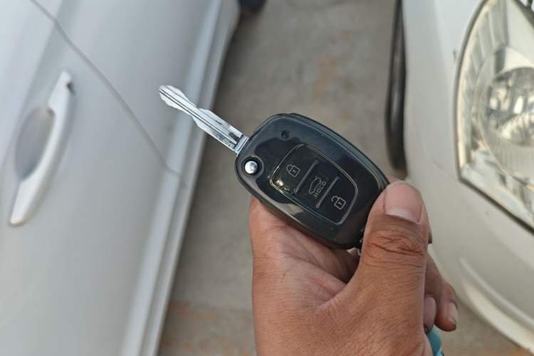 Used Hyundai Elantra (6th Generation / Lingdong) 2016 1.6L Automatic ZhiXuan – Elite Version Vehicle Key