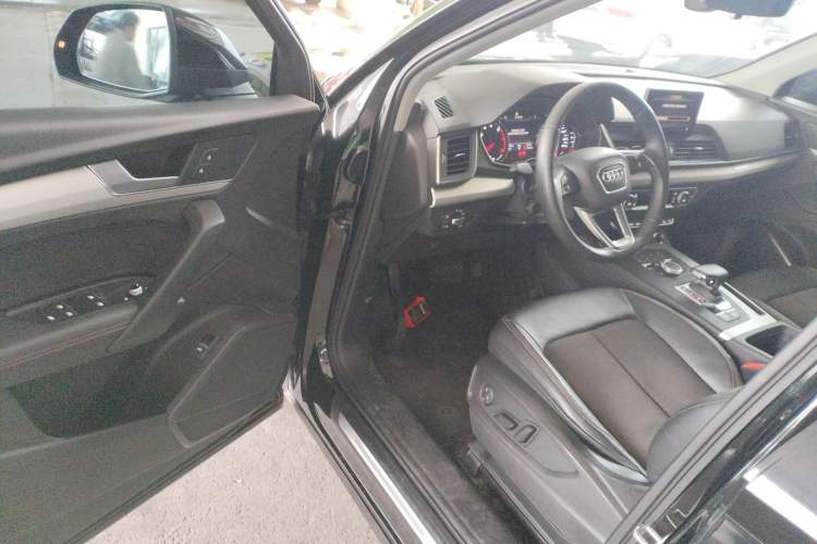 Used Audi Q5L 2020 40 TFSI Prestige Edition Driver Seat