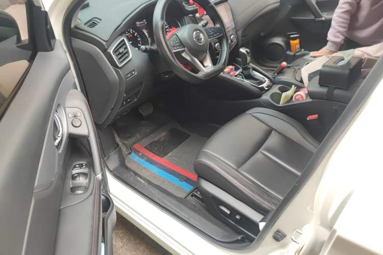 Used Nissan Qashqai 2022 2.0L CVT XV Premier Luxury Edition Driver Seat