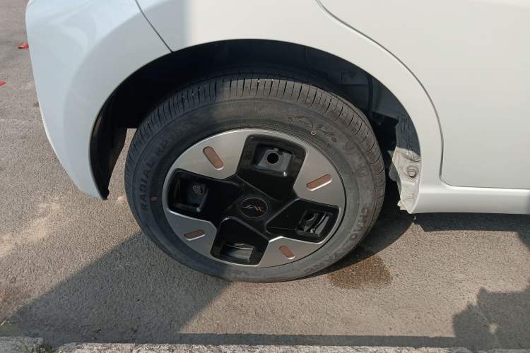 Used JAC Yiwei E10X 2024 Charming Edition 301km Lite