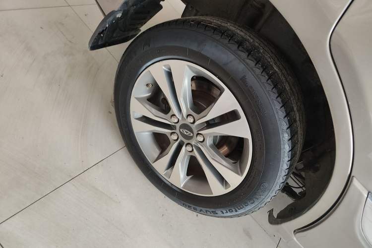 Used Chery Tiggo 3 2014 1.6L CVT ZhiShang Edition
