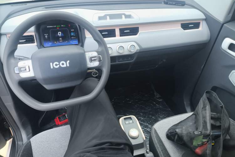 Used Chery New Energy QQ Ice Cream 2022 170km Sundae Phosphate Lithium-Ion