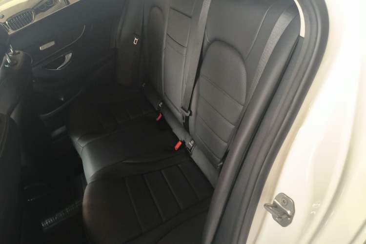 Used Mercedes-Benz C-Class 2017 Restyled C 180 L Fashion Edition Sport Version Left Rear Seat