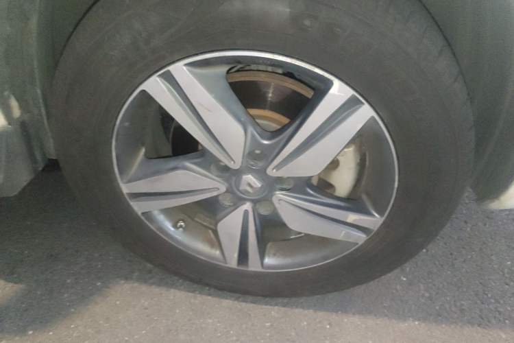 Used Renault Koleos 2014 Revised Version 2.5L Two-Wheel Drive Comfort Edition