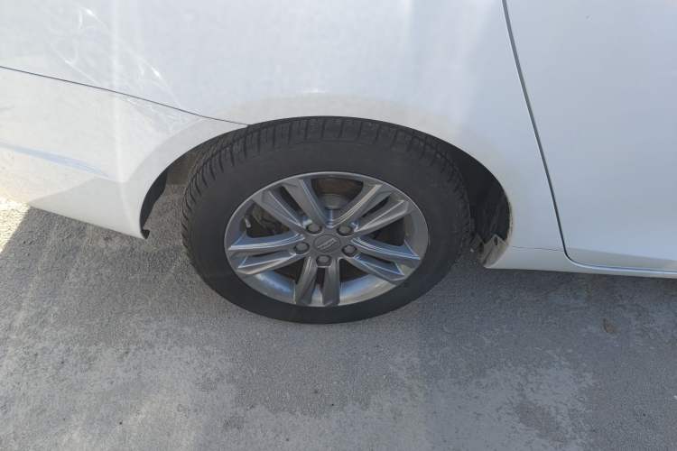 Used Geely Auto Emgrand 2017 Sedan Million Edition 1.5L Manual - Upward Version