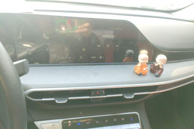 Used CHANGAN Eado 2023 Changan Edition PLUS Blue Whale NE 1.4T GDI DCT Prestige Version