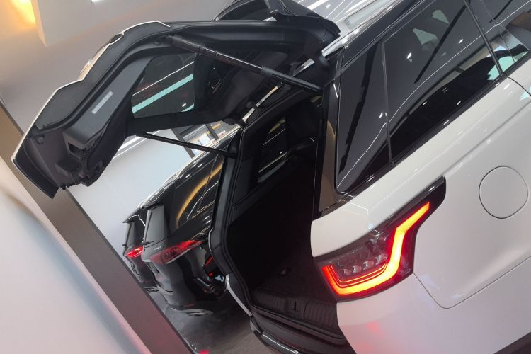 Used Land Rover Range Rover Sport 2020 3.0 L6 SE
