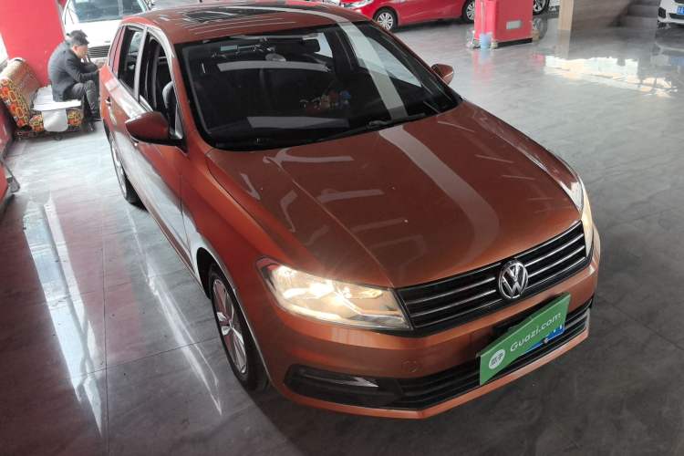 Used Volkswagen Santana 2015 Haval H6 1.6L Automatic Comfort Model Front Right 45 Deg