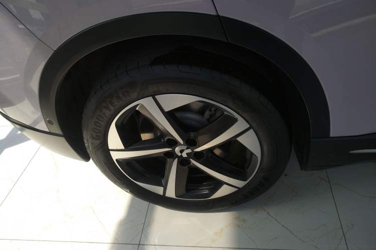 Used Nio ES6 2024 75 kWh Right Rear Wheel Hub