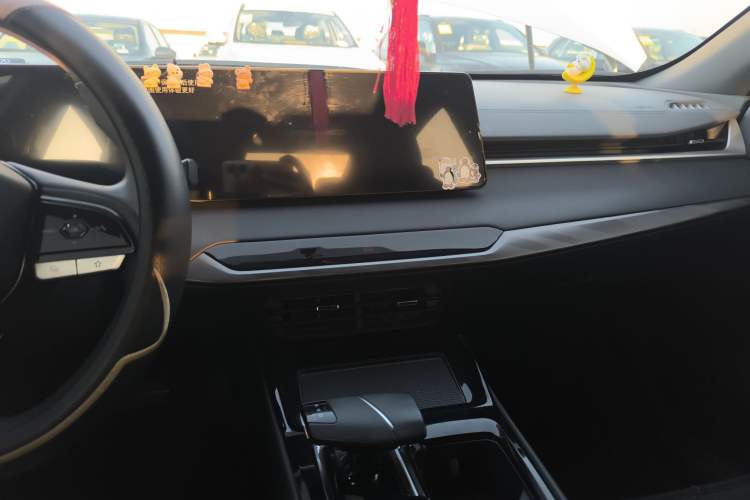 Used Changan Ruicheng PLUS 2023 1.5T DCT Prestige Edition
