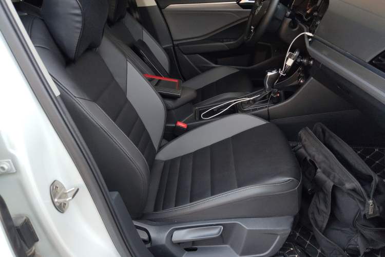 Used Volkswagen Sagitar 2020 200TSI DSG Comfort Version China VI Standard