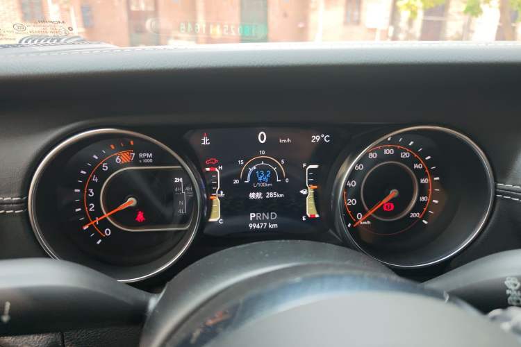 Used Jeep Wrangler 2019 2.0T Sahara Four-Door Version China VI Emission Standard
