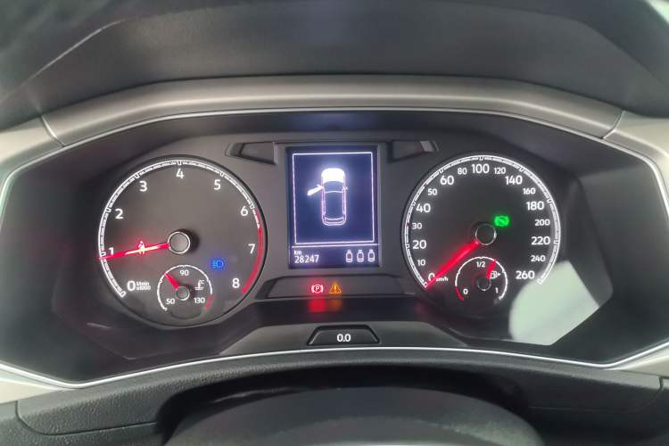 Used Volkswagen T-ROC 2022 280TSI DSG Two-Wheel Drive Elite PLUS
