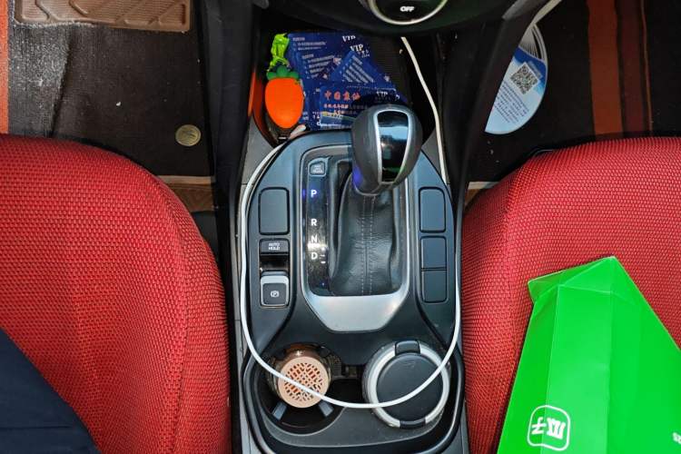 Used Hyundai Santa Fe 2015 2.0T Automatic Two-Wheel Drive Smart Version 5 Seats
