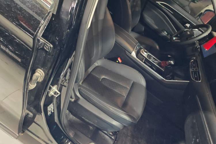 Used JETOUR X90 2020 1.6T DCT Shadow Edition 5 Seats Right Front Seat